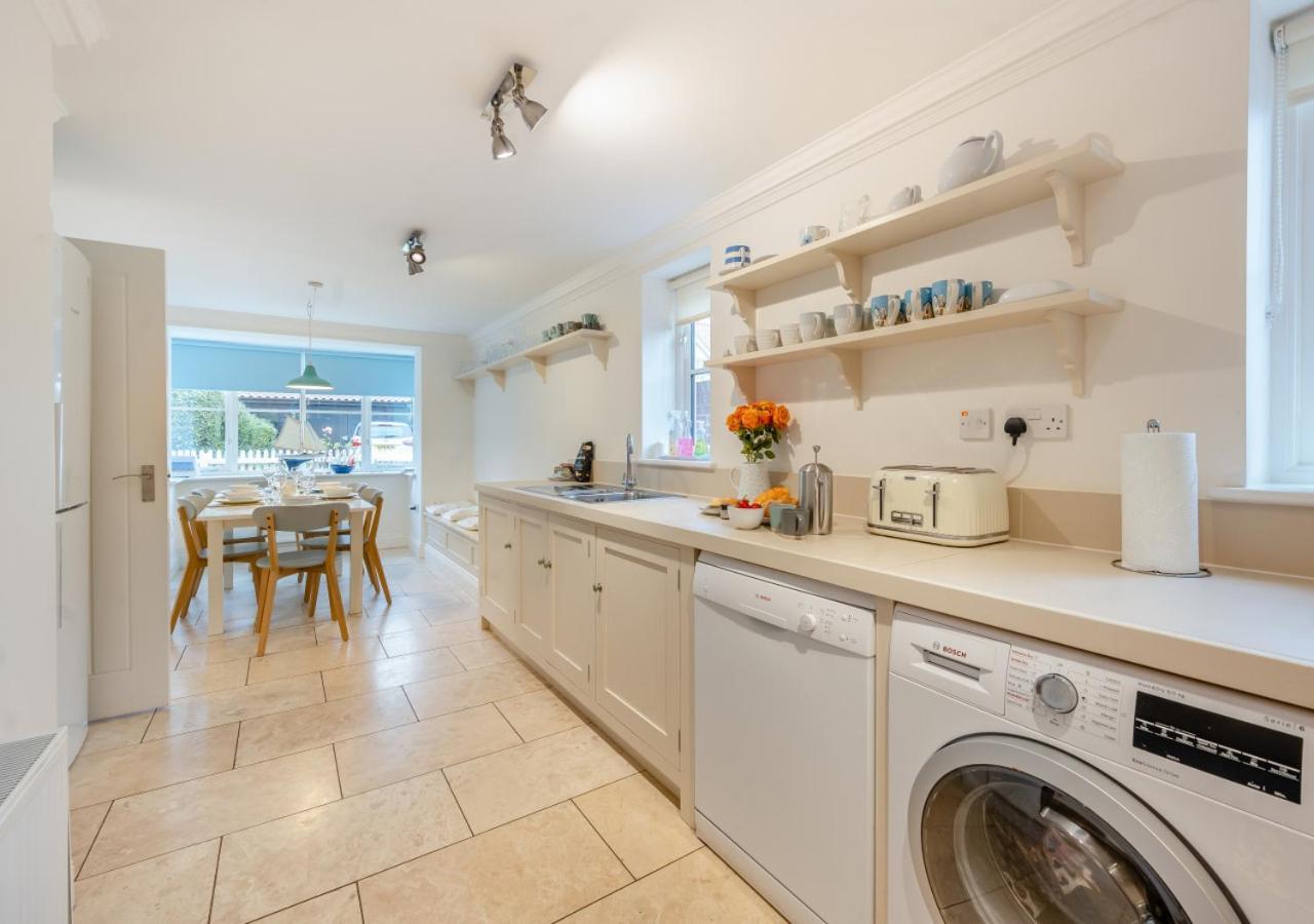 Camomile Cottage Friston Экстерьер фото
