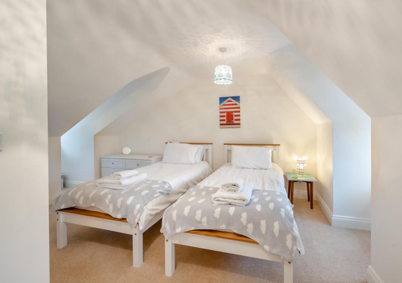 Camomile Cottage Friston Экстерьер фото